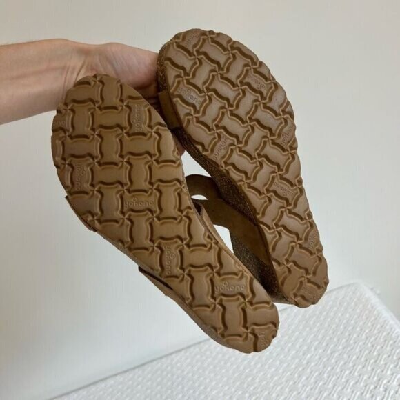 Brown Suede Women's Sandals - Picture 13 of 14